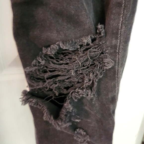 American Eagle Black Distressed Skinny Jeans Size 0 - Picture 4 of 8